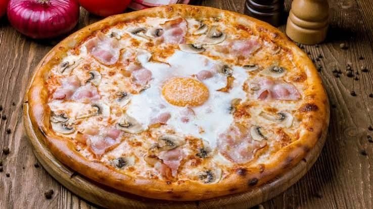 Pizza Carbonara