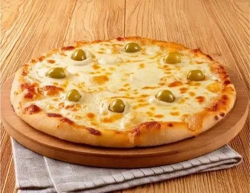 Pizza Muzarella